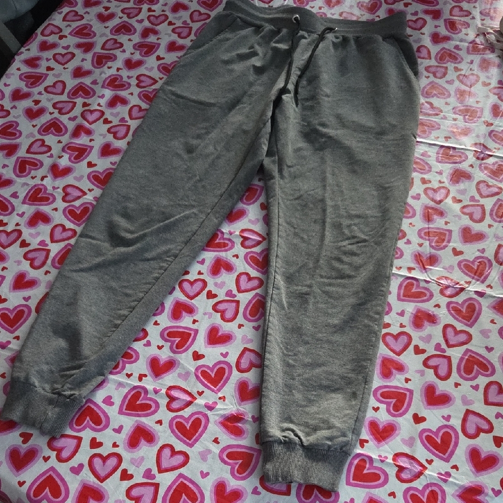 Amazon Gray Men's Joggers